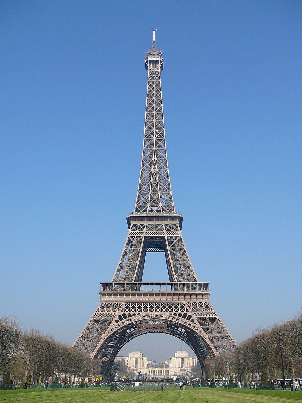 Se inaugura la Torre Eiffel